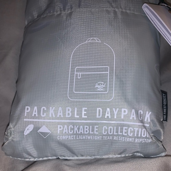 Toronto Blue Jays Stance Socks and Herschel Day Pack Back Pack.. New! - Picture 4 of 5